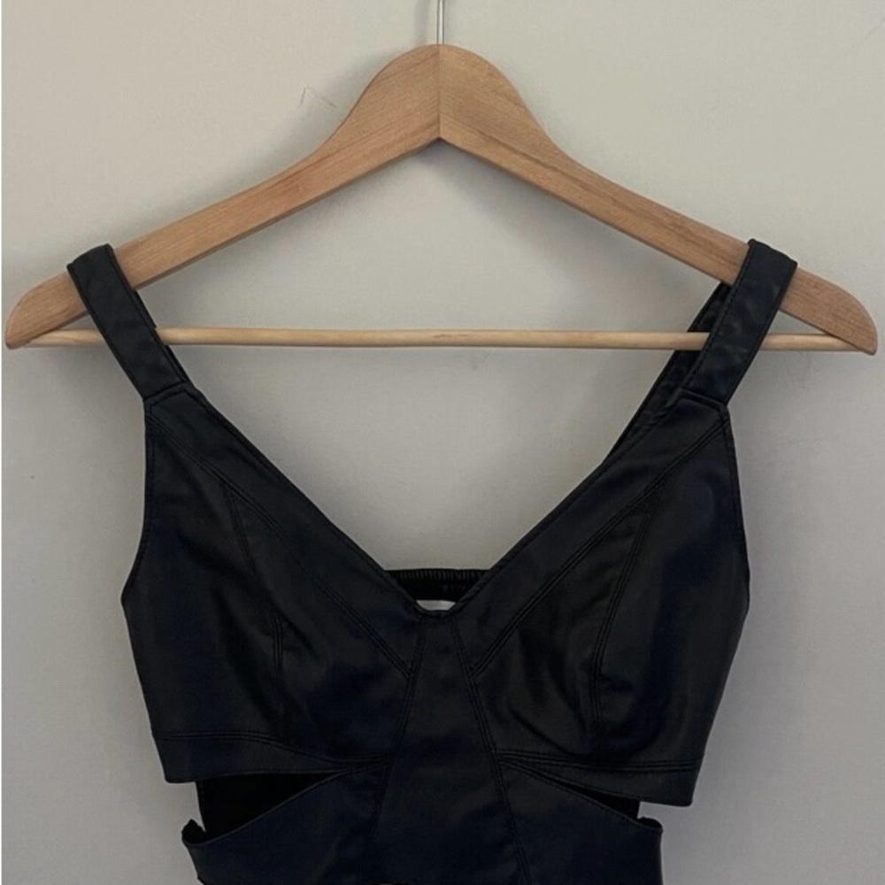 NWT Zara Faux Leather Black Cropped Top With Smock Back Size XS - Picture 3 of 15